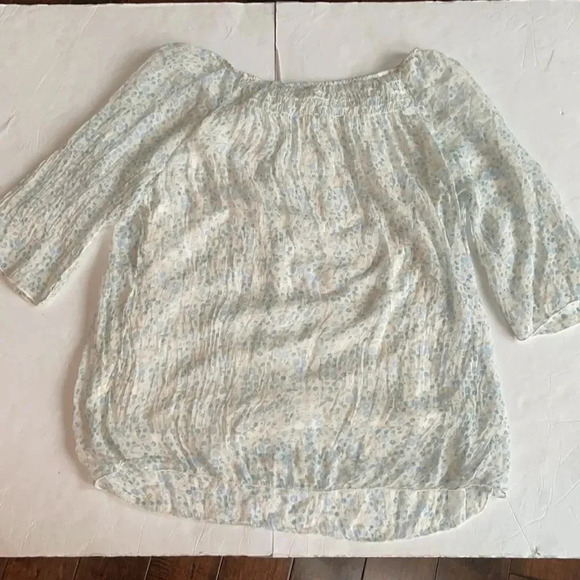 Giusy made in Italy 100% silk top, white w/ light blue floral print. Women’s S - Picture 8 of 10
